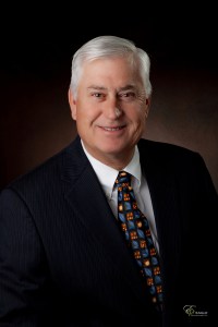 Dr. Joseph Ballenger - Cirujano oral